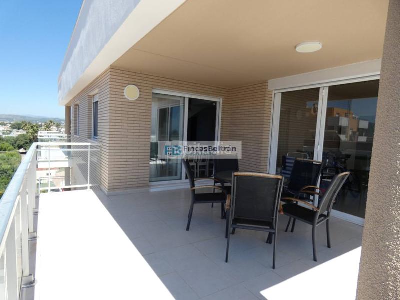 Foto b8e9b7c2-8b59-4edc-aed7-8baf5b2de243. Attique avec parking piscine dans La Volta Peñíscola