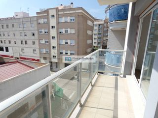 Pis  Calle sant blas. Piso a estrenar de 3 dormitorios con parking.
