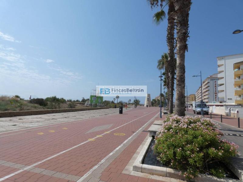 Foto 2a145c9c-bb67-40fd-ac19-c414ba0480a1. Casa adossada amb aparcament a Playa Norte Peñíscola