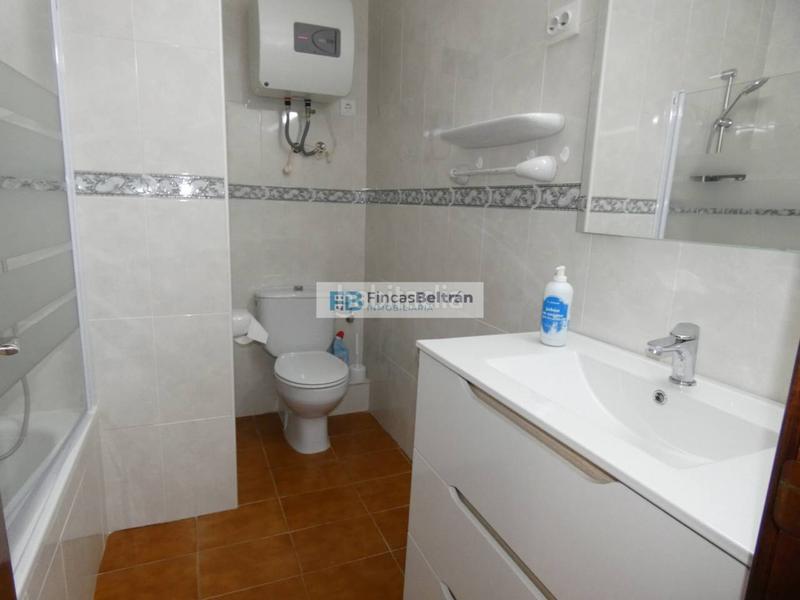 Foto 6b9dcc1d-ac7e-4a6d-836f-a6a67c3da196. Casa adossada amb aparcament a Playa Norte Peñíscola