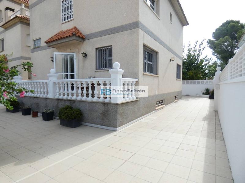 Foto 55b4455f-8414-4570-8ee5-e303827652c9. Chalet avec parking dans Papa Luna - Platja del Gurugú Benicarló