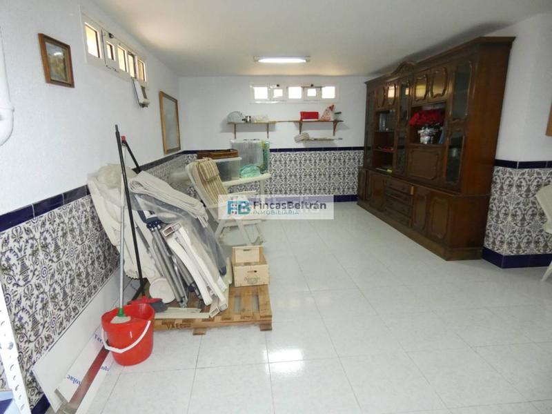 Foto cb545f9a-8f7f-4643-8919-80a1335a35f8. Chalet avec parking dans Papa Luna - Platja del Gurugú Benicarló