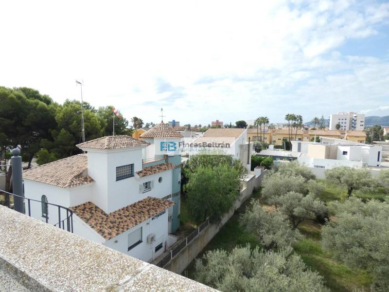 Foto f6b57c3f-54d6-4afe-b54f-989cb5250be4. Chalet avec parking dans Papa Luna - Platja del Gurugú Benicarló