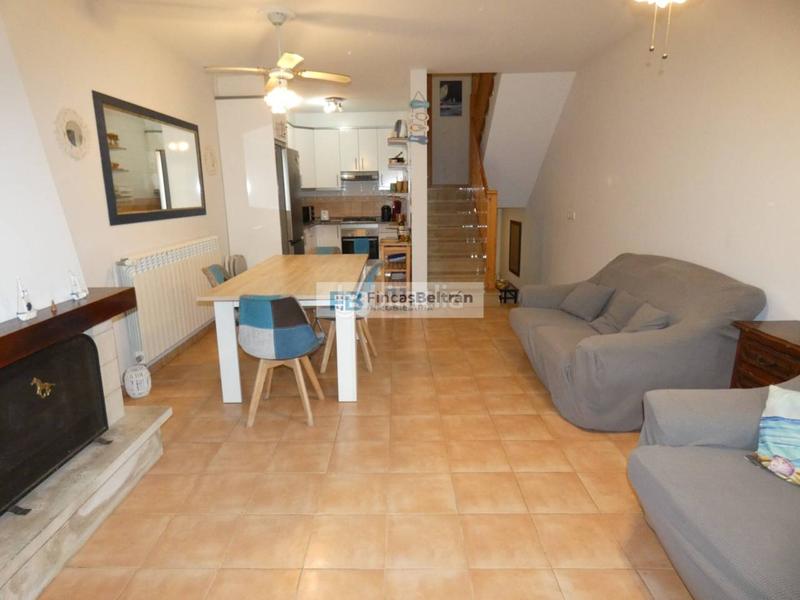 Foto 151f888e-e518-4243-89ec-210cfea5b732. Casa adossada amb calefacció aparcament piscina a Peñíscola