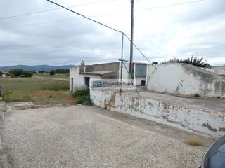 Finca rústica  5. Finca rústica con edificación para reformar de 47m2 en ratlla de