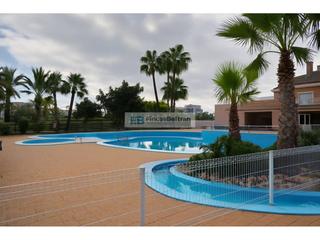 Casa  Ratlla del terme. Bungalow en camping muy cerca de la playa