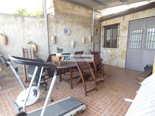 Masia  Camino moliners. Chalet rústico con 750 m2 de parcela.