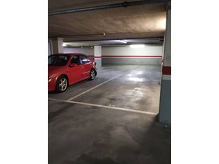 Posto auto  Calle hernán cortés. Plaza de  parking  en venta