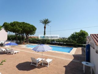Casa  Avenida estacion. Adosado en urbanización privada con piscina