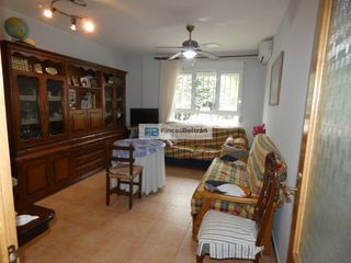 Pis  Calle severo ochoa. Piso de 3 dormitorios, 2 baños y parking