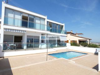 House  Avenida dinamarca. Vivienda de 2 dormitorios, gran garaje, piscina, magníficas vist