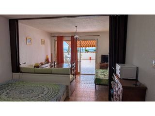 Apartament  Calle cl osca 200. Apartamento de un dormitorio frontal al mar.