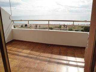 Appartement à Playa Norte. Apartamento en ur. peñismar  frontal al mar. de un dormitorio do