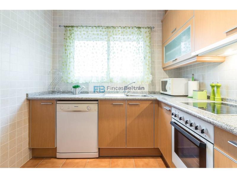 Foto 17949a9b-d082-4553-a60a-52b281df421b. Casa pareada venta de chalet pareado en residencial estíbaliz. en Peñíscola