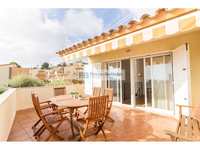 Foto 871e4499-ce1f-4feb-85eb-a57aec022111. Casa pareada venta de chalet pareado en residencial estíbaliz. en Peñíscola