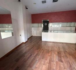 Local Comercial a Cieza. Local en venta en calle hermanos josé y félix templado cieza