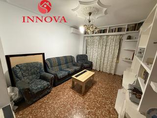 Pis  Calle poeta vicente alexandre. Piso en venta de 3 dormitorios barriada andalucia