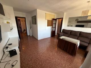 Miete Etagenwohnung in Camposoto - Gallineras. Piso en alquiler de 2 dormitorios con ascensor