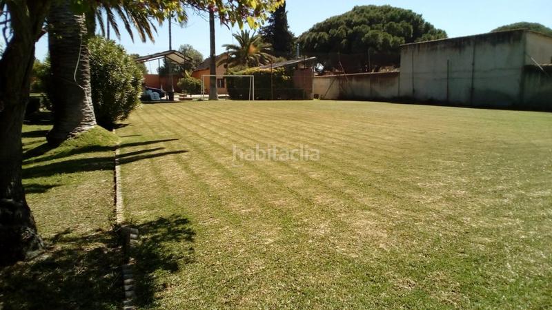 Foto 246e10b0-8ada-4cdc-ac13-e834504600db. Chalet with parking pool in Las Lagunas - Campano Chiclana de la Frontera
