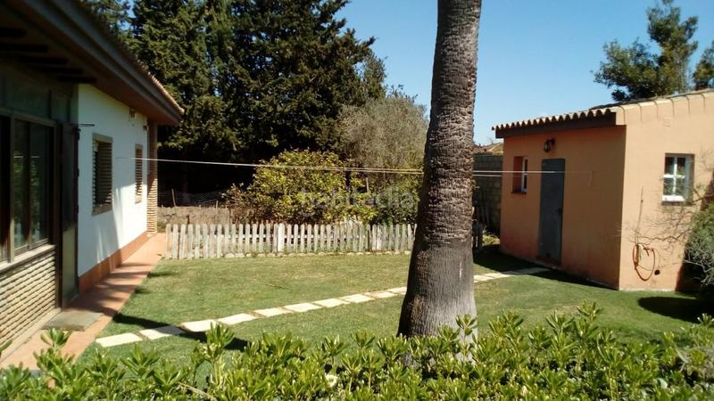 Foto 59a9a41f-6314-4b10-b60a-9fc1a668d1a9. Chalet with parking pool in Las Lagunas - Campano Chiclana de la Frontera