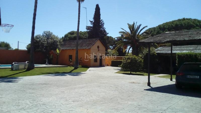 Foto 7f4f3d76-bcda-4bf9-b7ec-e33030adfa07. Chalet with parking pool in Las Lagunas - Campano Chiclana de la Frontera