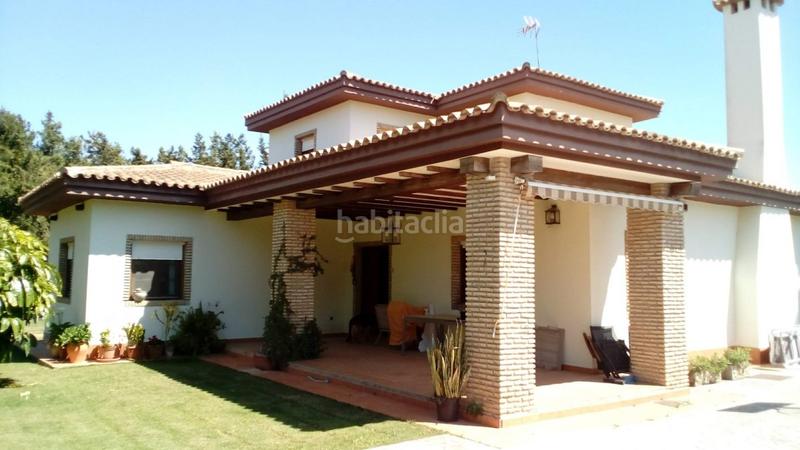 Foto b9672b12-de7f-44c4-a249-19061b406e29. Chalet with parking pool in Las Lagunas - Campano Chiclana de la Frontera