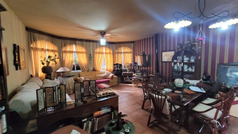 Foto 1c697c97-23a1-4a38-b57b-f8bffefdafb8. Chalet avec parking dans Núcleo urbano Chiclana de la Frontera