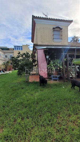 Foto a65555da-870c-479d-9a7d-1d5811964543. Chalet avec parking dans Núcleo urbano Chiclana de la Frontera