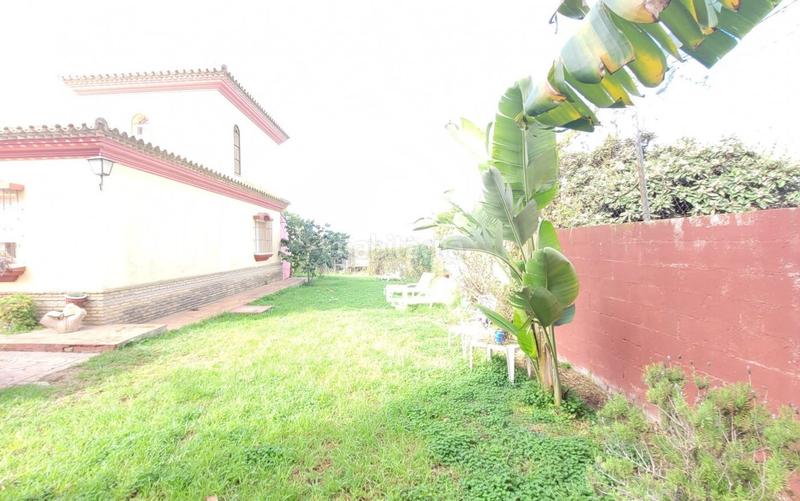 Foto d1f0b016-98e7-44da-876b-77f2e5e983bd. Chalet avec parking dans Núcleo urbano Chiclana de la Frontera