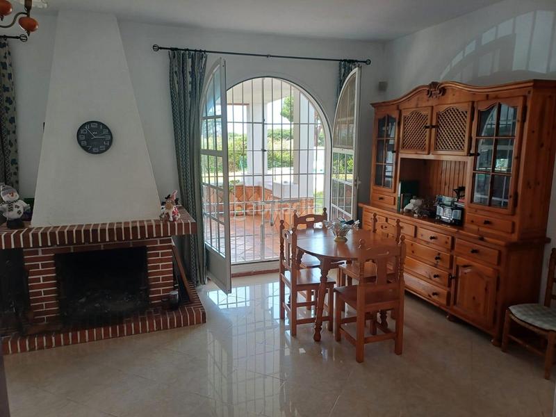 Foto 07f9578e-8957-4de7-92f4-c2baf110831a. Xalet amb aparcament piscina a Los Gallos Chiclana de la Frontera