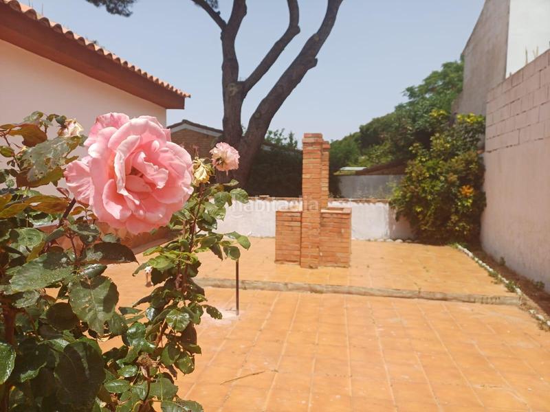 Foto 80a4173f-4187-4af4-b258-2bbc6a0ba1ac. Xalet amb aparcament piscina a Los Gallos Chiclana de la Frontera