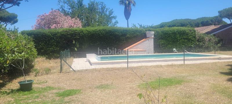 Foto c5e135b3-c112-4082-912e-c5a0292188a3. Xalet amb aparcament piscina a Los Gallos Chiclana de la Frontera