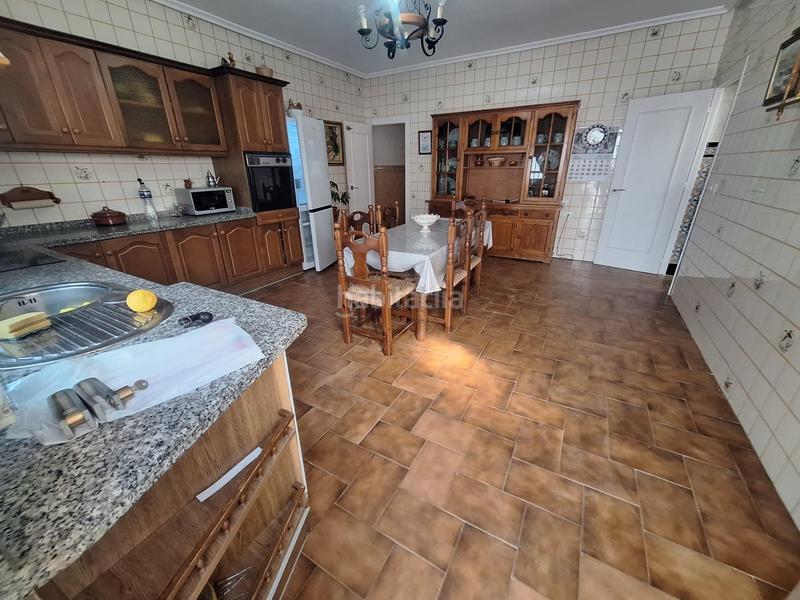 Foto 9959f151-b4ef-47fb-b7ea-e27b8e8a27e3. Casa con parcheggio in Núcleo urbano Chiclana de la Frontera