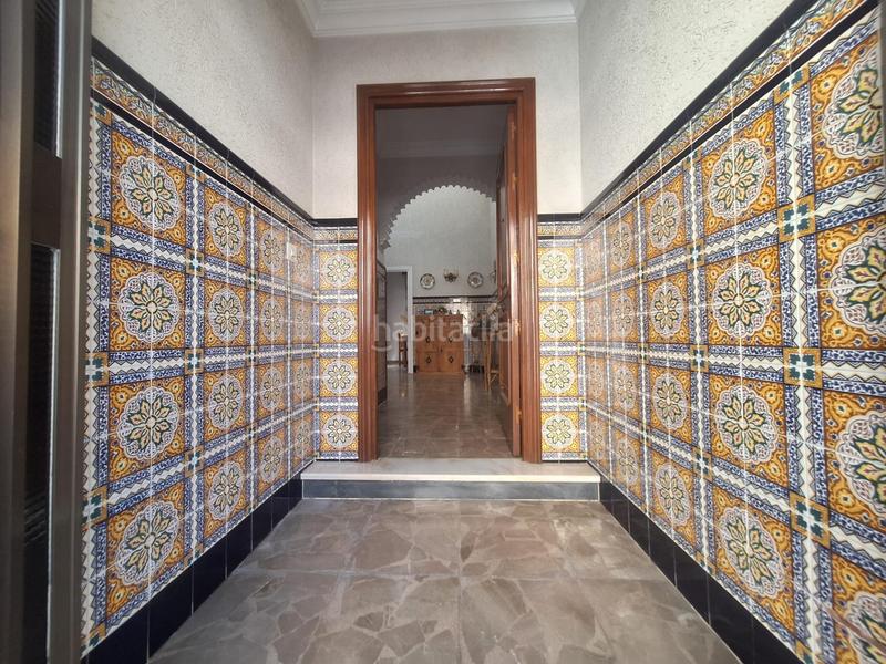 Foto aea6cf06-9f28-415f-99ee-e2684bcc9a23. Casa con parcheggio in Núcleo urbano Chiclana de la Frontera