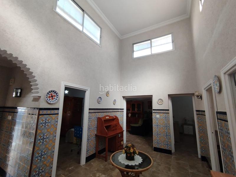 Foto c9cb282f-6af1-41d3-a511-15dbd4533c4a. Casa con parcheggio in Núcleo urbano Chiclana de la Frontera