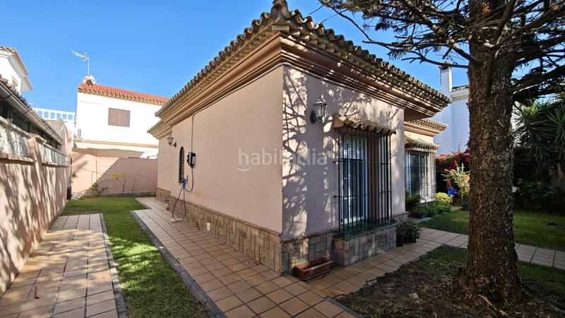 Foto 1a73f19a-b29f-4ffa-b436-3e8389796301. Chalet  independiente en zona La Soledad parcela de 291 m, listo para entrar a vivir en Chiclana de la Frontera
