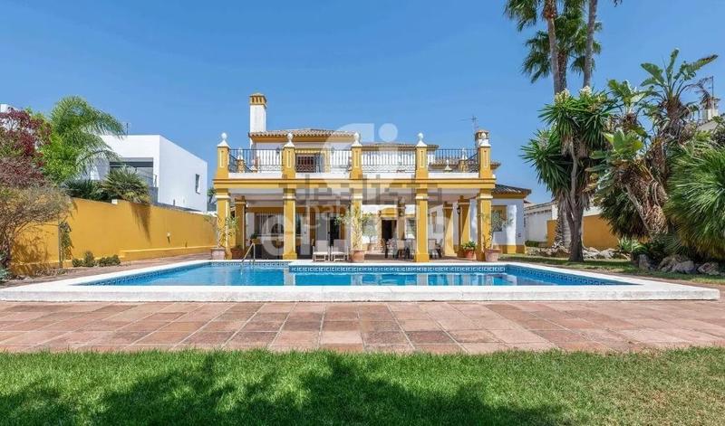 Foto 86d6bc5a-2764-4143-9848-1e632bb9b839. Chalet in Novo Sancti Petri Chiclana de la Frontera