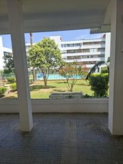 Miete Haus in Núcleo urbano. Alquiler de piso con piscina en el centro de chiclana