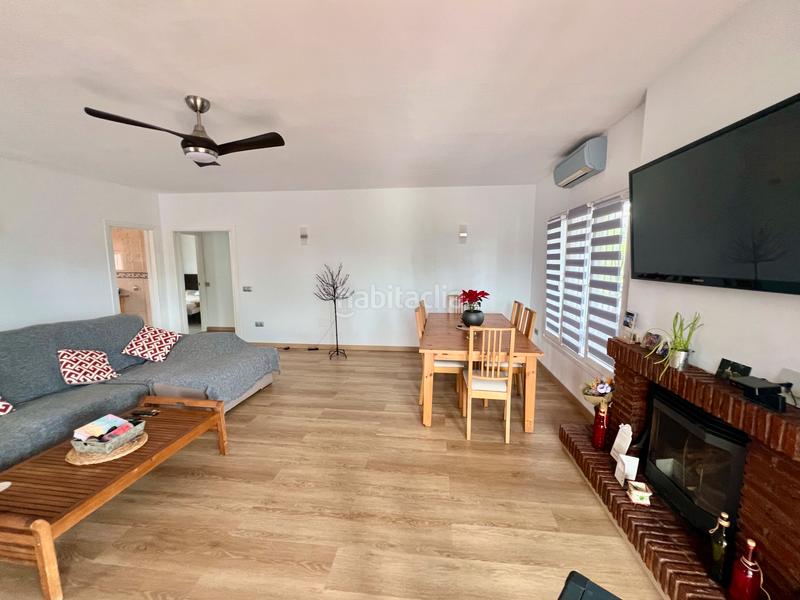 Foto 1d8d16bb-9f85-4f17-8aeb-27ac2d202405. Haus mit kamin parking pool in Torreblanca del Sol Fuengirola