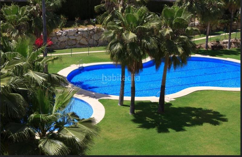 Foto 1603595e-618f-41bb-9d4b-1b633c0deba7. Lloguer àtic amb aparcament piscina a Torreblanca del Sol Fuengirola