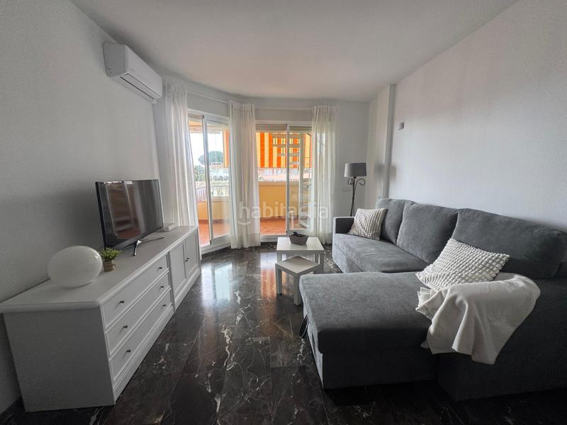Foto 076d1aa3-2457-400f-b60c-dadd97039035. Location attique avec parking piscine dans Torreblanca del Sol Fuengirola