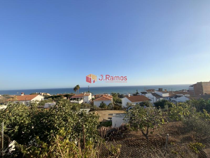 Foto c8acd24b-7c58-472e-a3c1-b60d1e0d7882. Terrain résidentiel dans Benajarafe