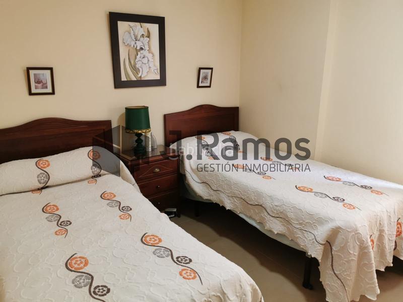 Foto 9f6b5b2b-3082-466e-8da2-591ef1dfcc67. Alquiler piso alquiler de octubre a junio en Centro Torre del Mar