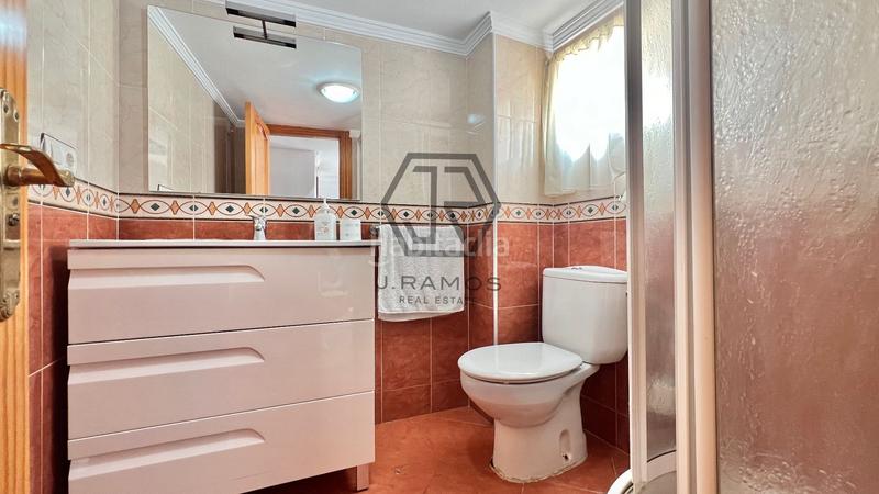 Foto 12379b2a-2f36-4774-b01f-da4ef61838b8. Appartamento in Poniente-Faro Torre del Mar