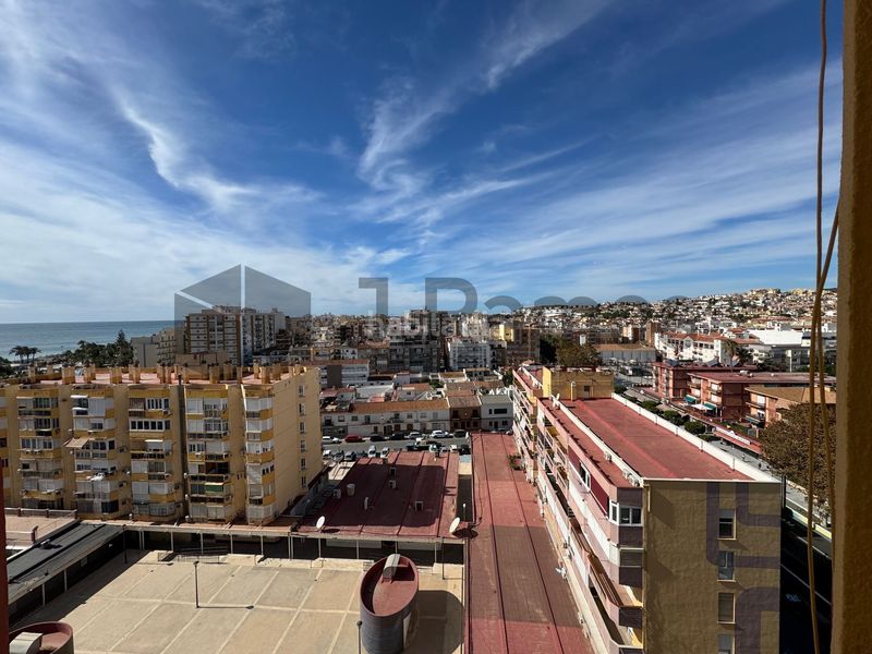 Foto 4058b677-d6e5-4de2-81b0-98a26dfd728d. Location studio avec piscine dans Centro Torre del Mar