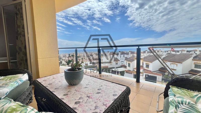 Foto 1fa18cd0-d6e5-47e3-b9b2-afd1b03689d3. Alquiler piso larga temporada todo el año en Viña Málaga Torre del Mar