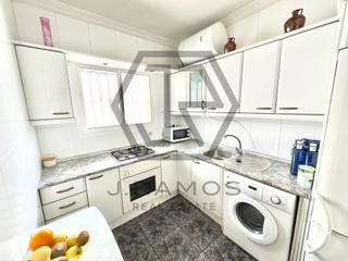 Miete Etagenwohnung  Princesa. Alquiler  de temporada en el centro de torre del mar