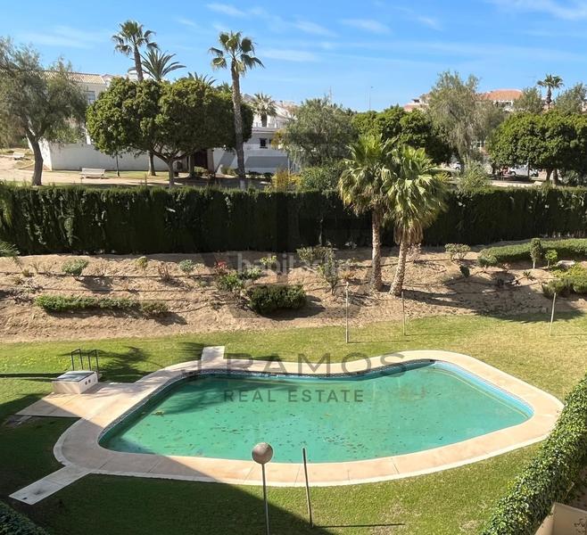 Foto bf086e32-d061-431d-9add-3826cbe91e83. Appartamento con piscina in Viña Málaga Torre del Mar