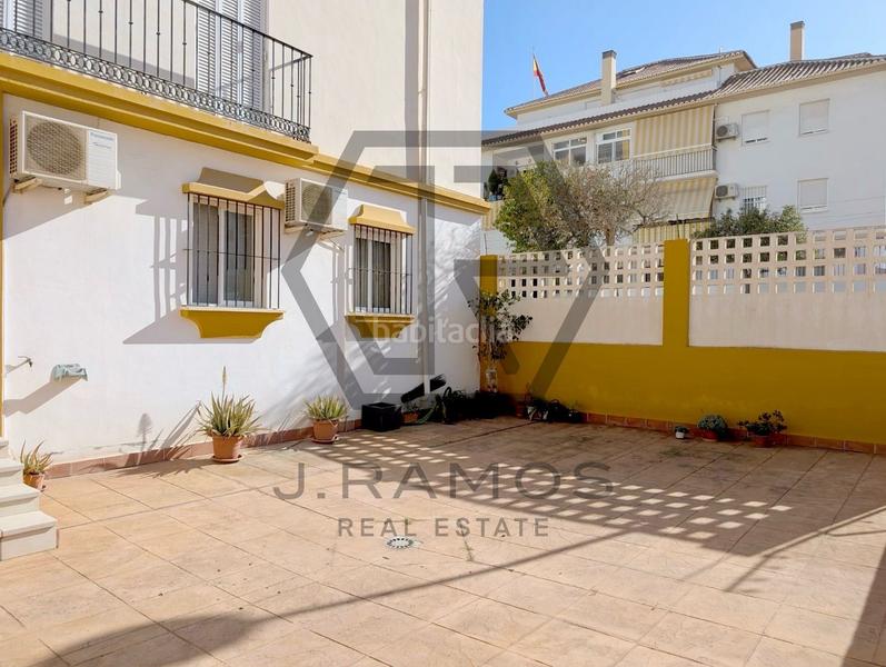 Foto e67baf31-bec4-4edf-910c-759f3e99bb87. Pis amb piscina a Viña Málaga Torre del Mar