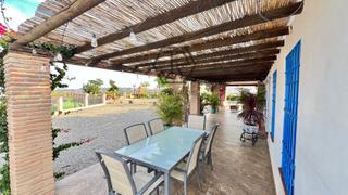 Chalet  De la axarquia. Villa en almachar